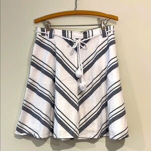 Lilla P White and Gray A-Line Skirt